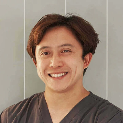 Dr Nicholas Woo